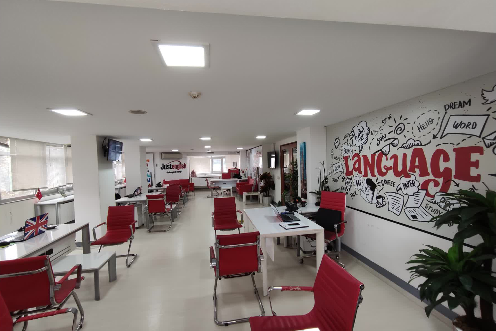 Just English Dil Okulları İstanbul/Bakırköy Şubesi