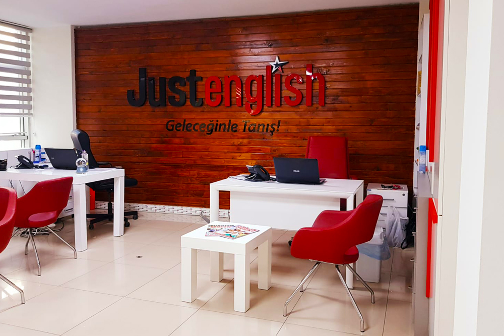Just English Dil Okulları İzmir/Karşıyaka Şubesi